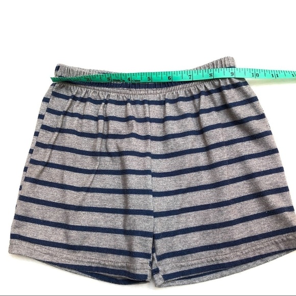 ⭐️ 5 for $25 A Set of Carter’s Striped Blue & Grey Shorts & Blue Vest Size 3 T - Picture 4 of 11